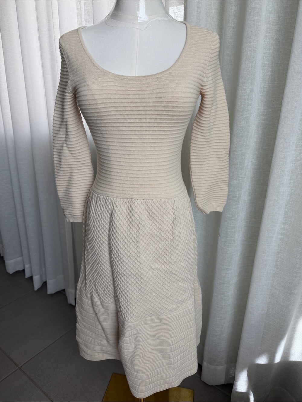 Boden Women's Cream Knit Midi Dress size US4R EUC